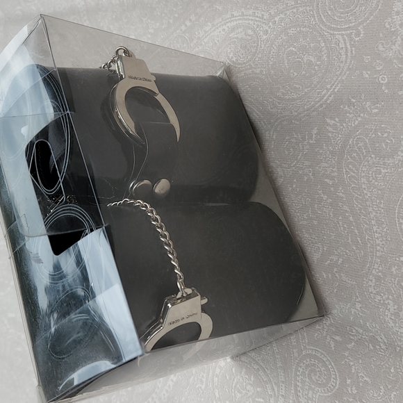 Funtasma "police" handcuff boot cuffs - Picture 2 of 5